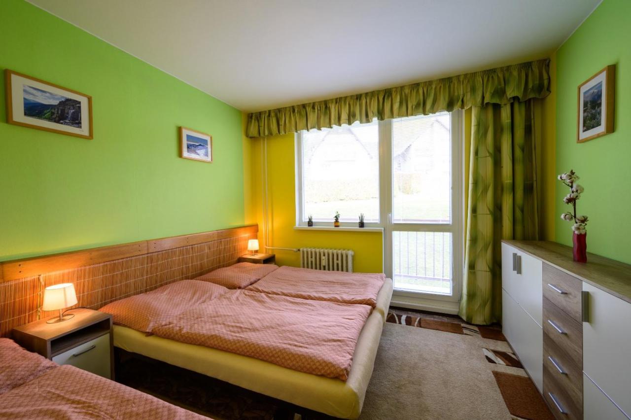 Apartment Gebrt Рокитнице над Ийзероу Екстериор снимка