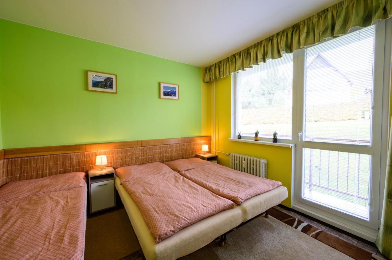 Apartment Gebrt Рокитнице над Ийзероу Екстериор снимка